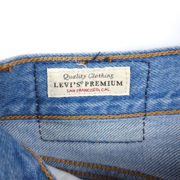 LEVIS Premium Wedgie Straight Distressed Knee Raw Hem Ankle Crop Jeans 24 x 26 - Picture 9 of 11